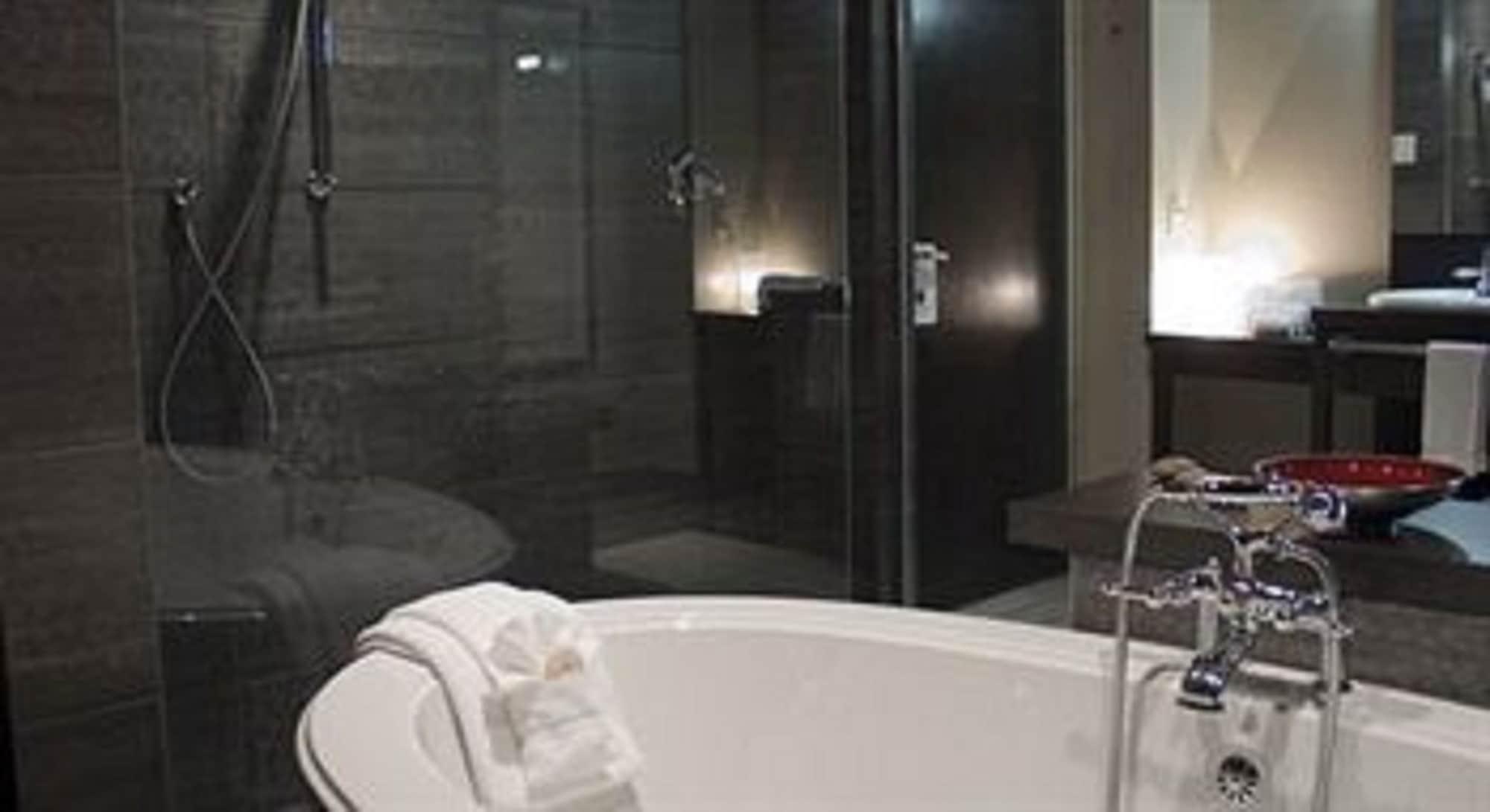 Grand Times Hotel 4*